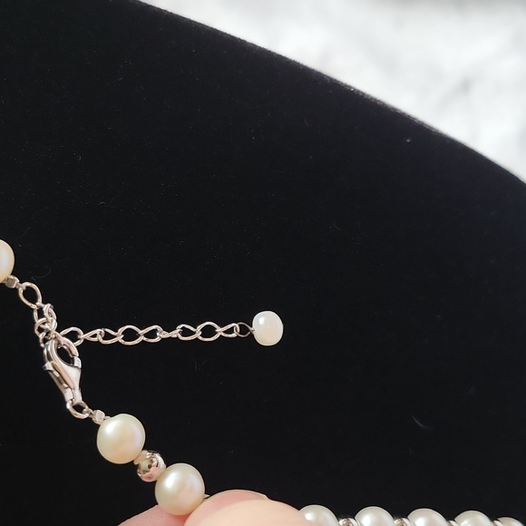 Genuine Pearl Necklace With 925 Silver Clasp And Silver Beads - Picture 3 of 4